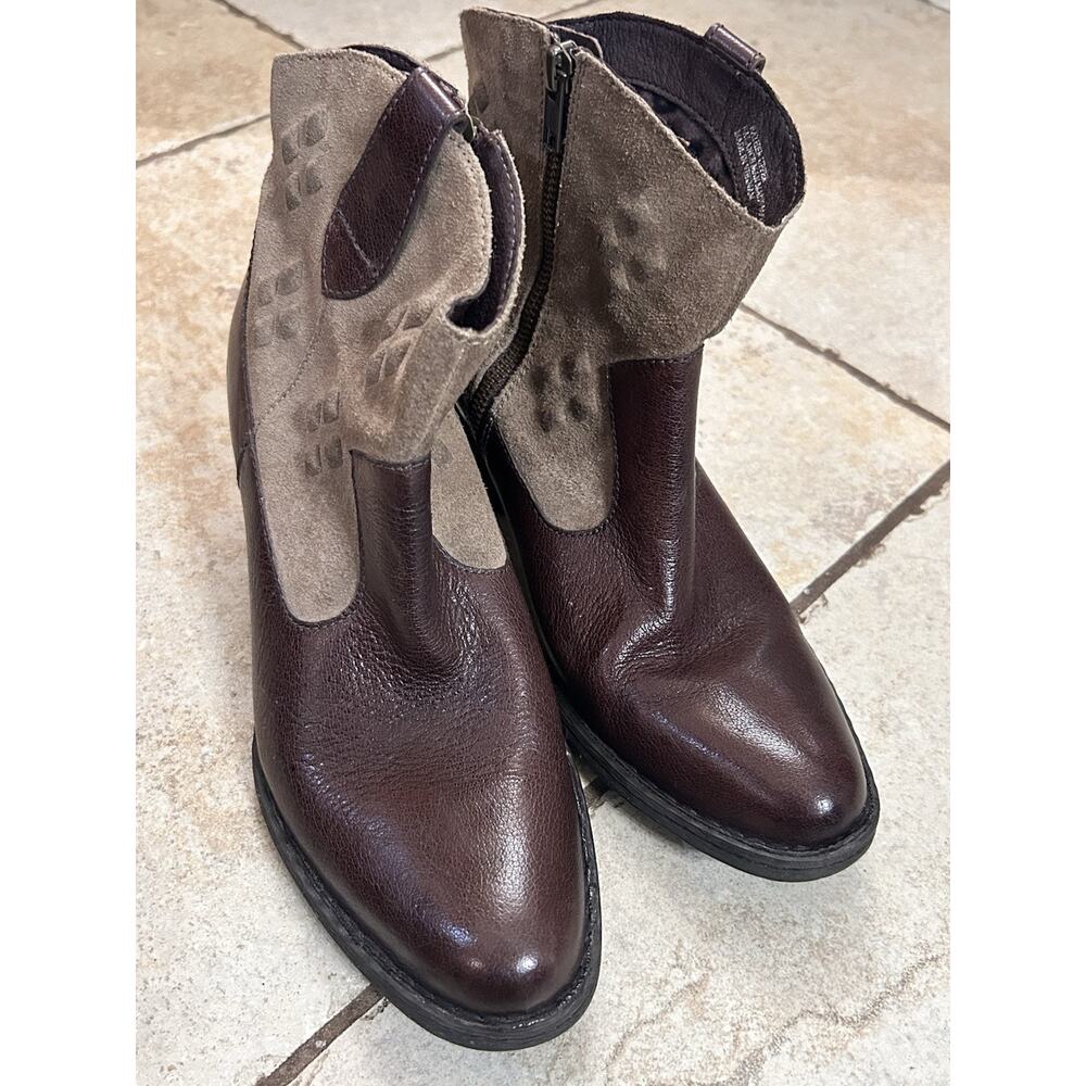 Born‎ Leather Heeled Ankle Boots Women’s Size 9.5 Brown